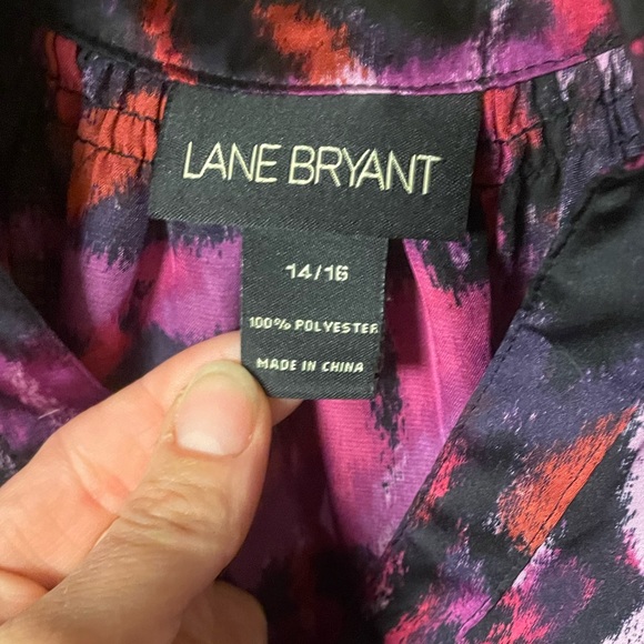 Flower button down blouse - Picture 3 of 3